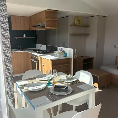 Mobilhome 8 Personnes Au Bord De L'ocean * Mimizan